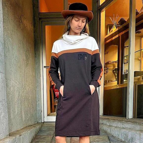 Dresses & Skirts - Dolcezza Colorblock Cowl Neck Sweatshirt Dress Medium